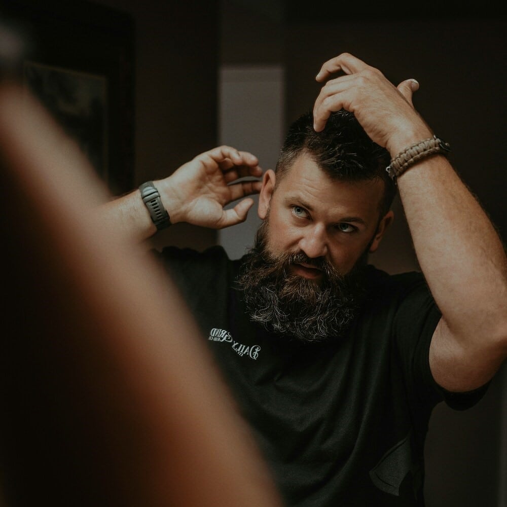  Essential Steps for a Quick Morning Hair Routine for Men 