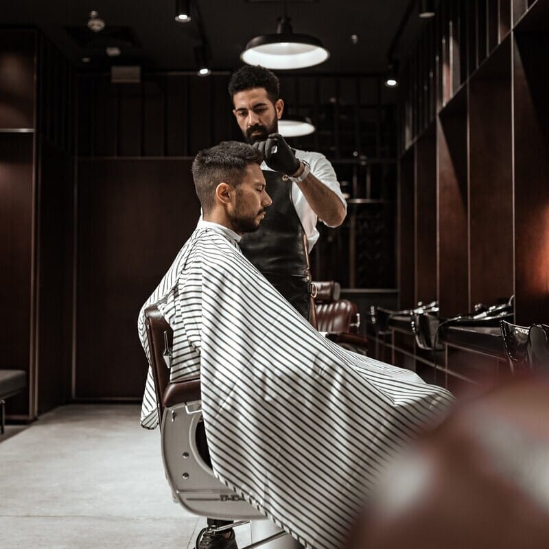  How to Keep Your Hair Looking Great Between Barber Visits 